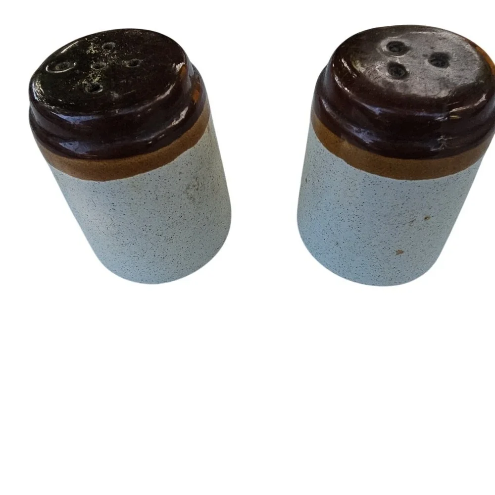 Salt and‎ Pepper Shakers with Woven Basket Holder - Ceramic Tableware Set